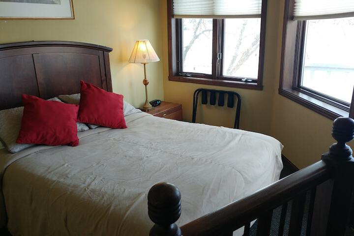 Room 29 of 128