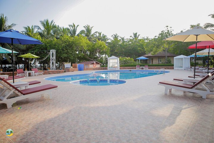 Pool 65 of 161
