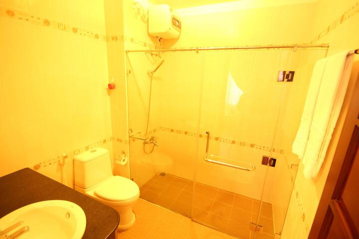Room 27 of 50