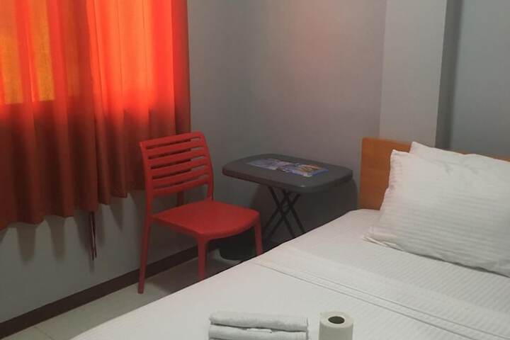 Room 15 of 25