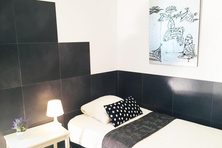 Room 64 of 162