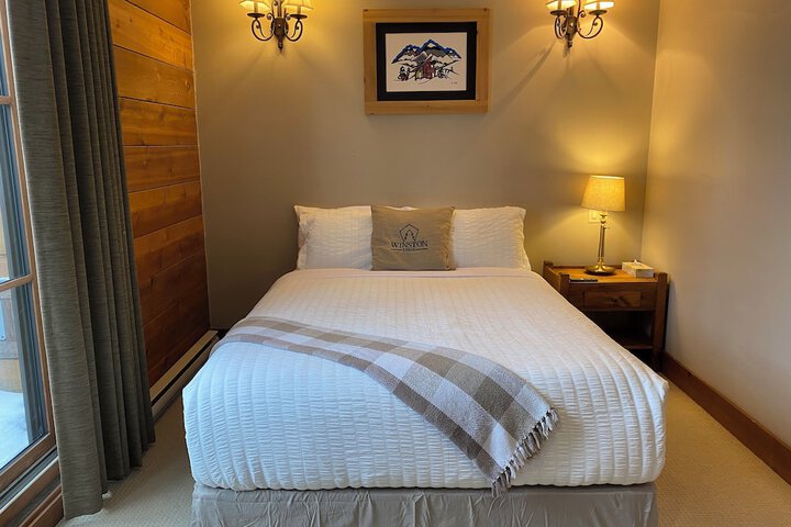 Room 7 of 28