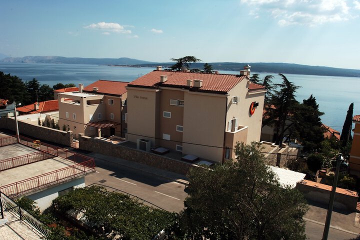 Hotel 92 of 104