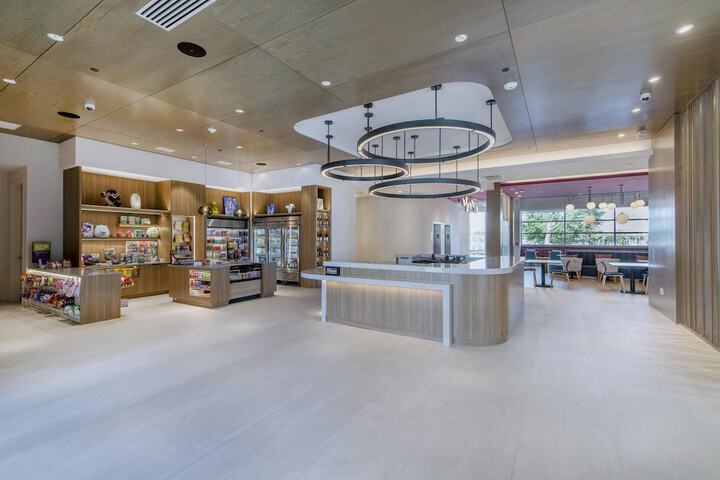 Snack bar