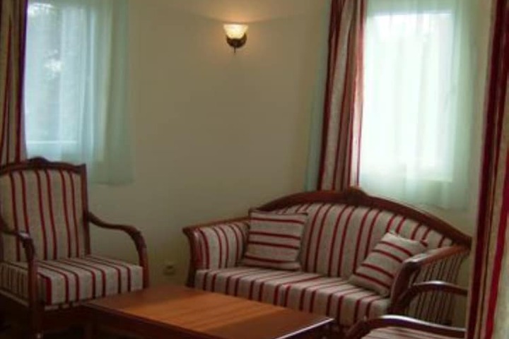 Room 9 of 58