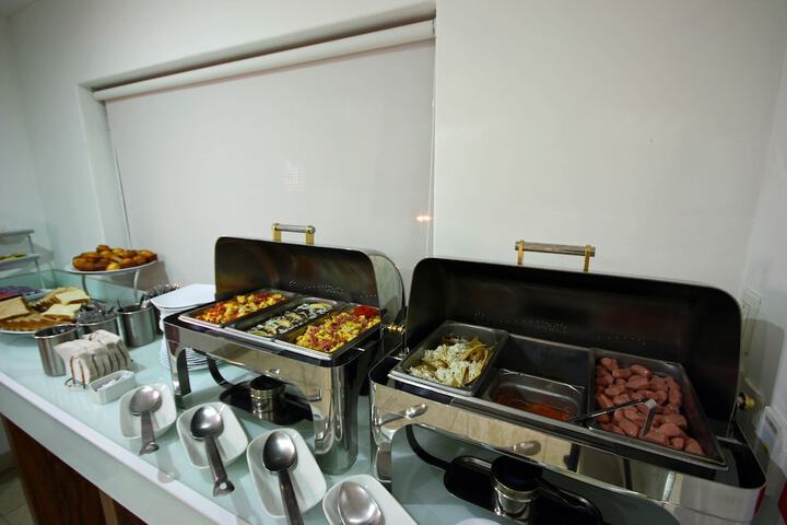 Dining Photos