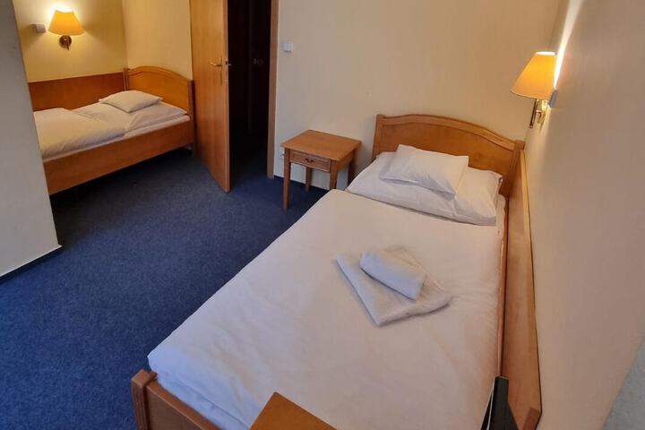 Room 14 of 51