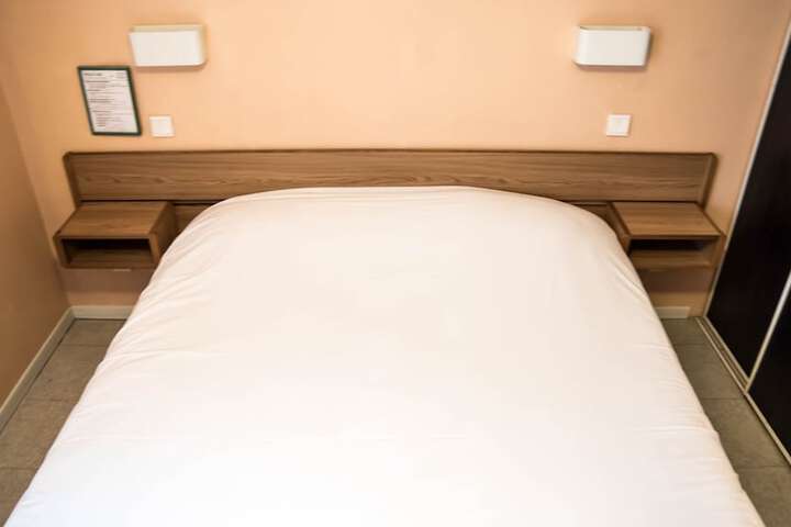 Room 10 of 56