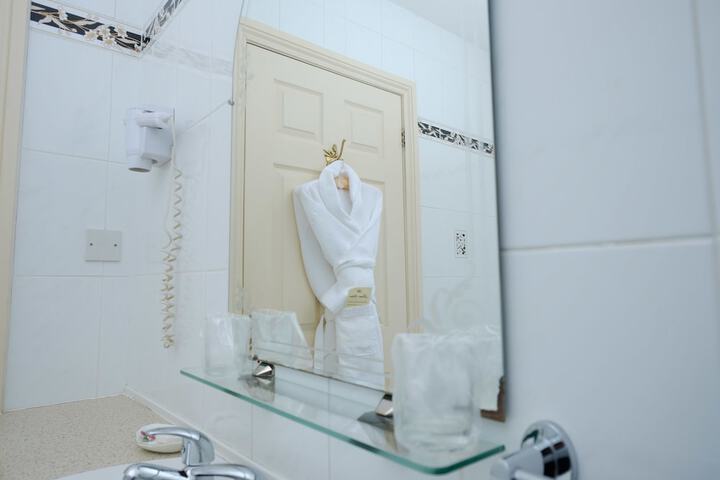Bath Photo