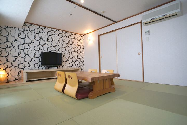 Room 18 of 41