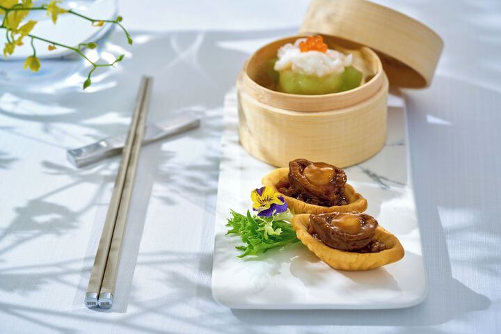 Dining 72 of 82