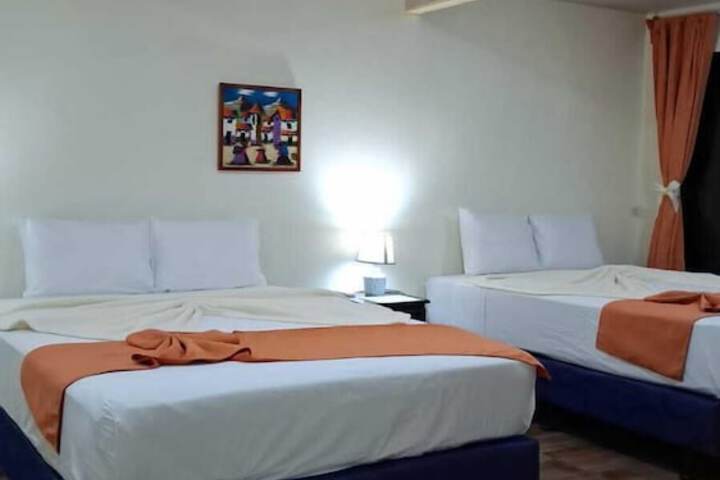 Room 52 of 159