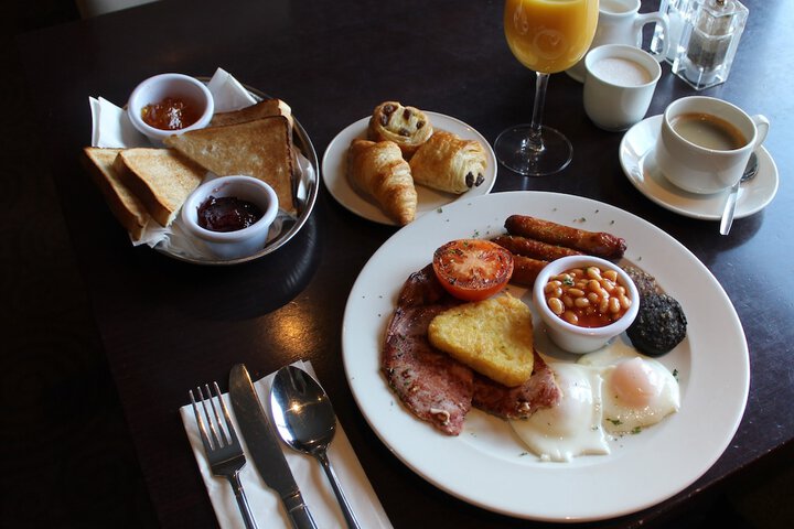 Breakfast/Coffee Service 55 of 79