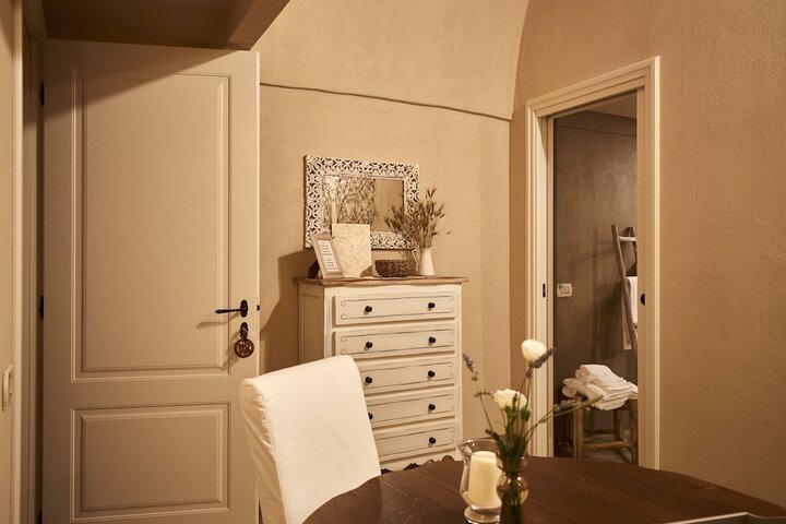 Room 18 of 52