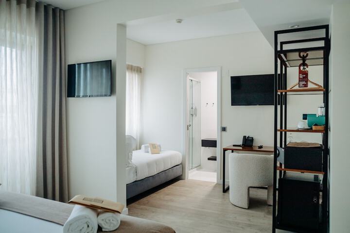 Room 89 of 164