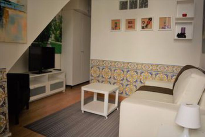 Room 8 of 8