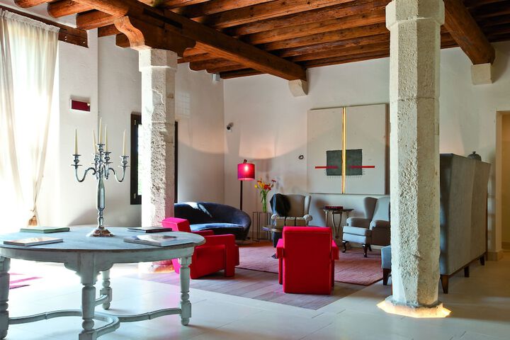 Hotel Interior 6 of 139
