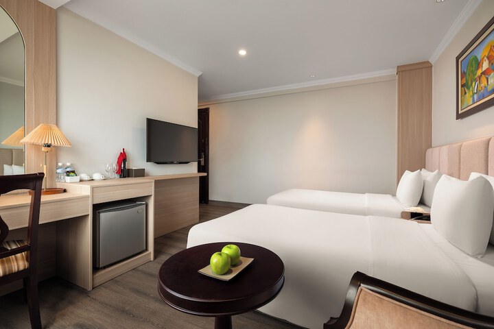 Room 8 of 47