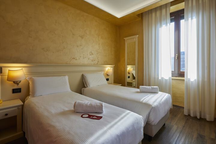 Room 22 of 59