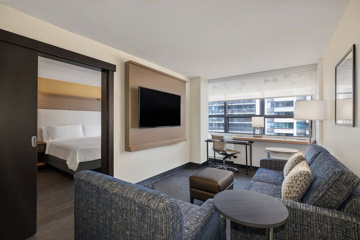 Standard | King Bed (5 of 15)