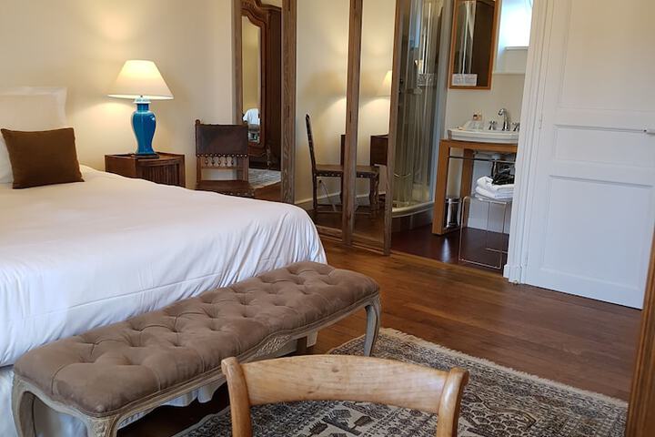 Room 14 of 92