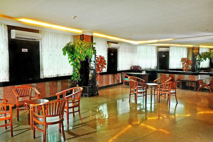 Lobby Photos