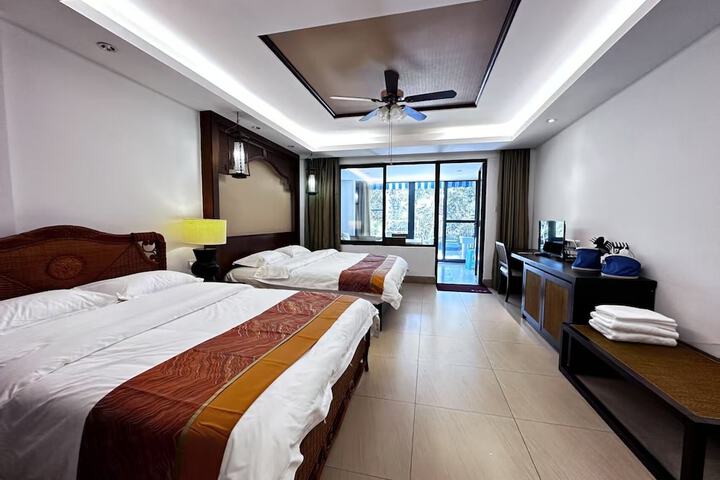 Room 35 of 178
