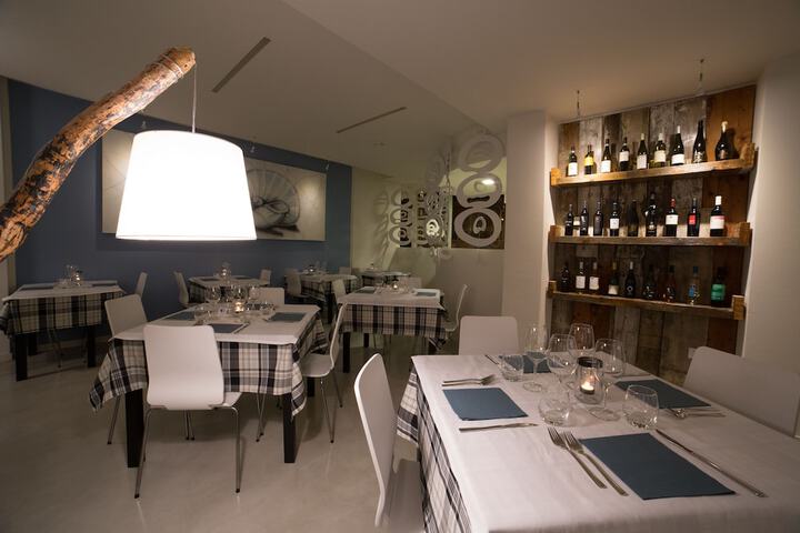 Dining Photos