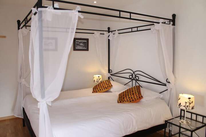 Room 9 of 45