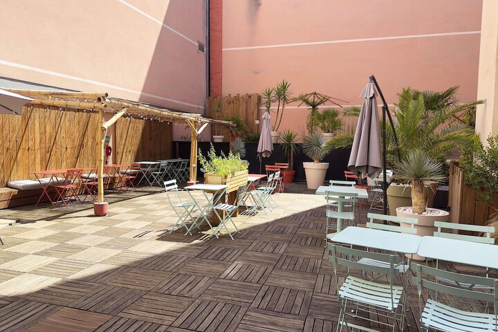 Hotel 85 of 87