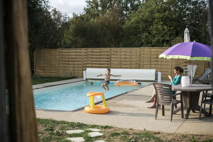 Pool 11 of 14
