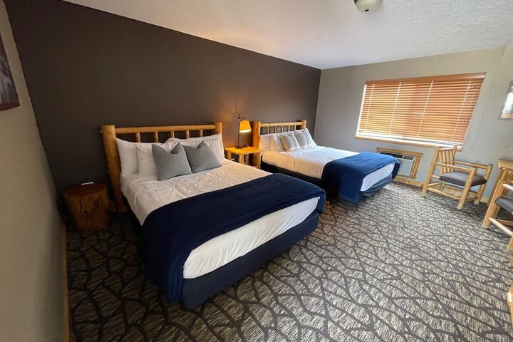Room 10 of 92