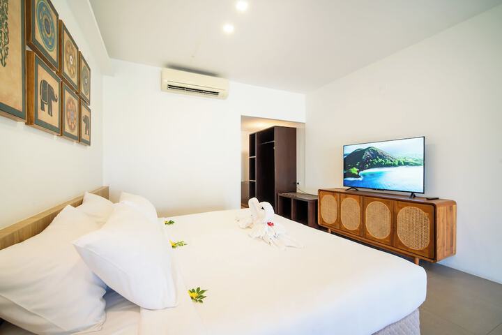 Room 73 of 251