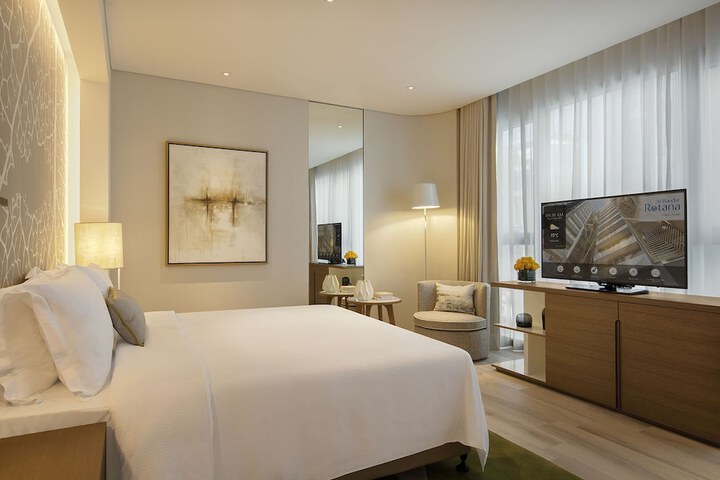 Room 22 of 170
