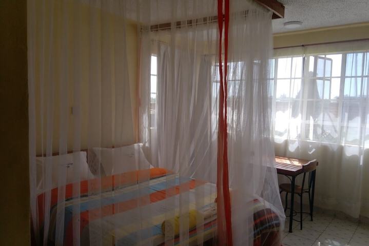 Room 12 of 22