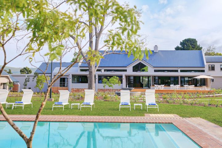 Pool Hotel