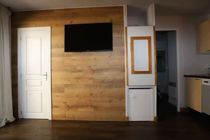 Room 12 of 53