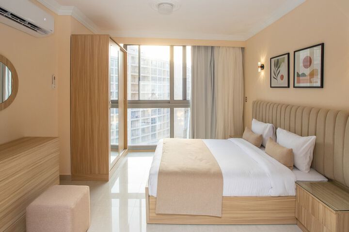 Room 32 of 86