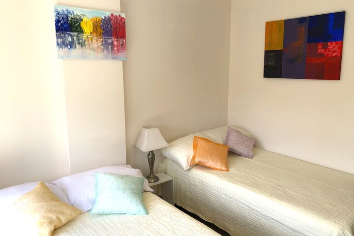 Room 6 of 43