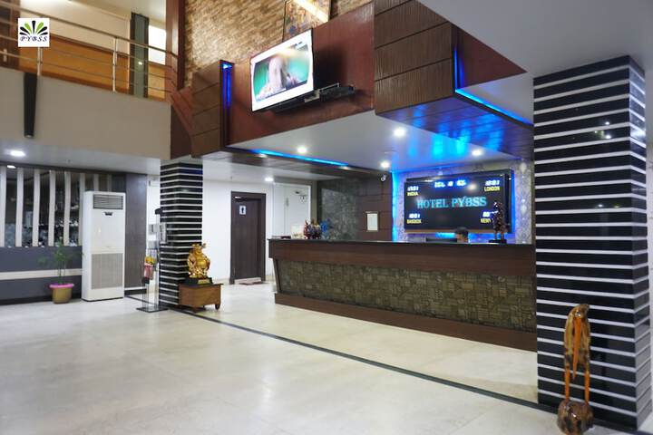 Hotel Interior 10 of 94