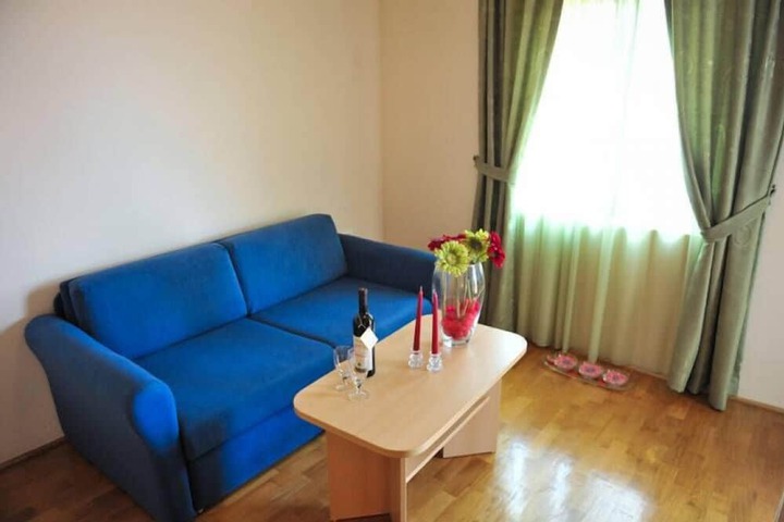Room 3 of 12