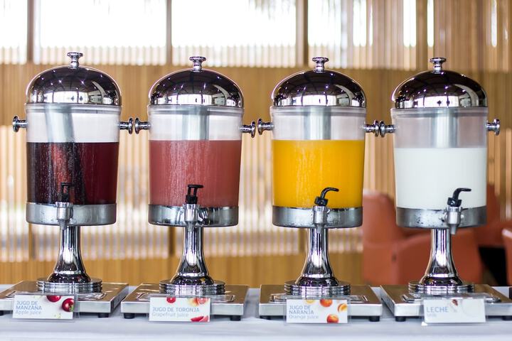 Breakfast/Coffee Service 26 of 43