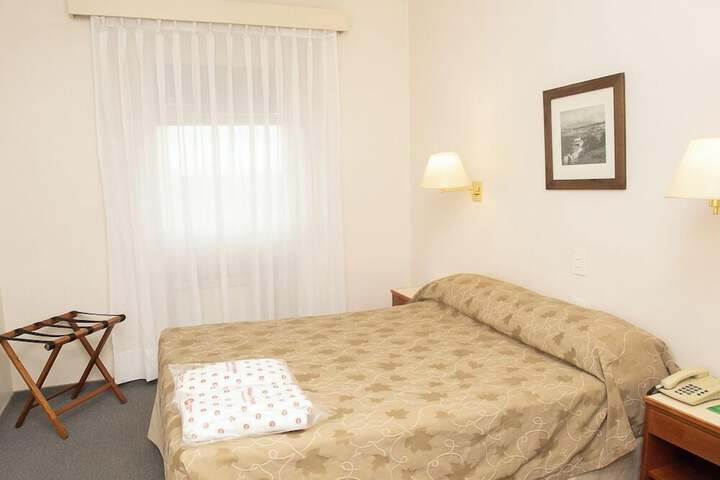 Room 4 of 31