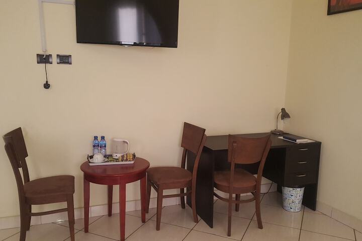 Room 15 of 32