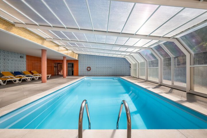 Pool 35 of 51