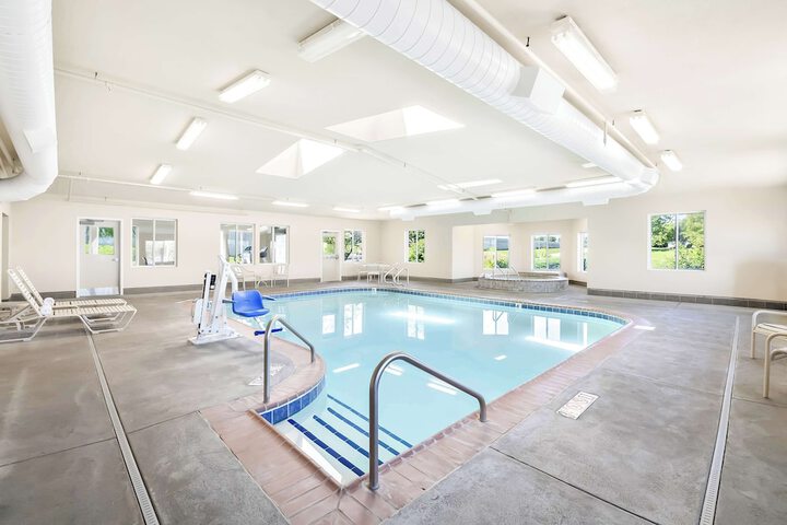 Pool 22 of 31