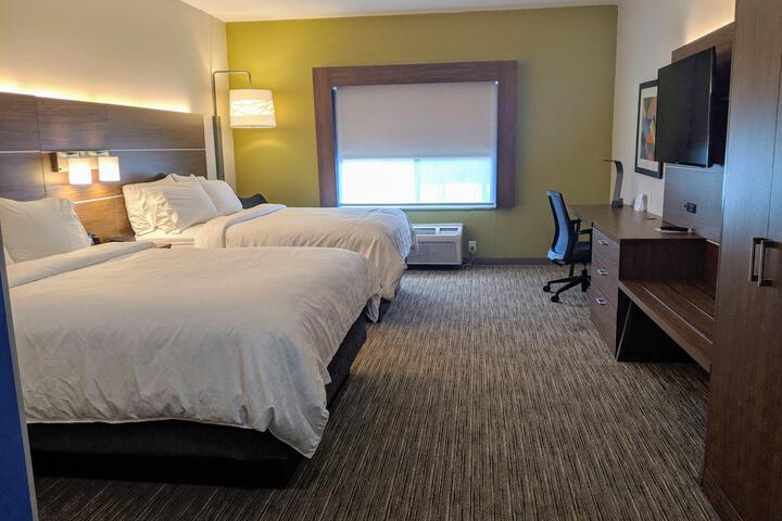 2 Double Beds Standard (4 of 4)