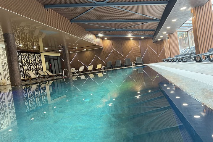 Pool 51 of 132