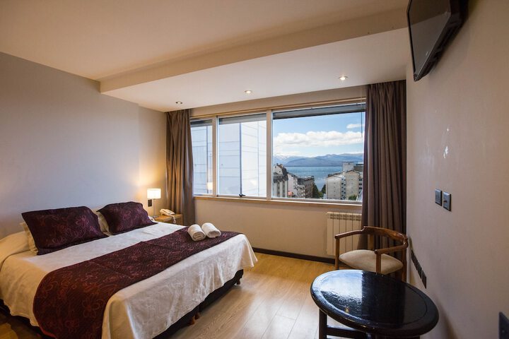 Room 20 of 76