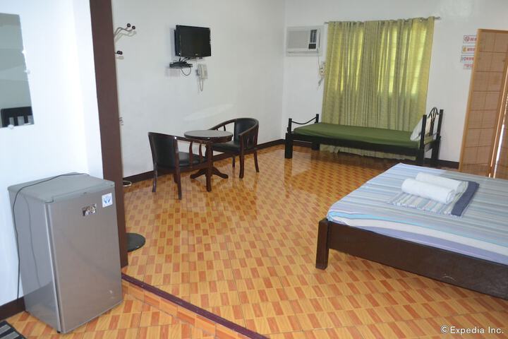 Room 37 of 72